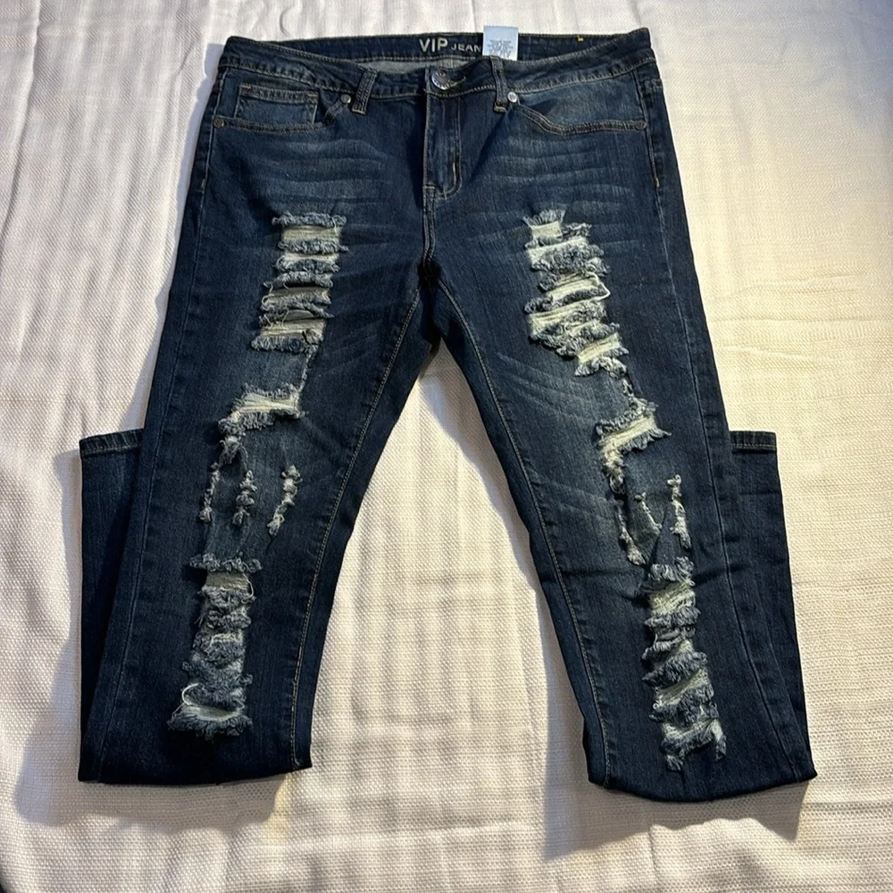 2/$30 VIP Distressed Rip 5 Pocket Jeans Size 11/12